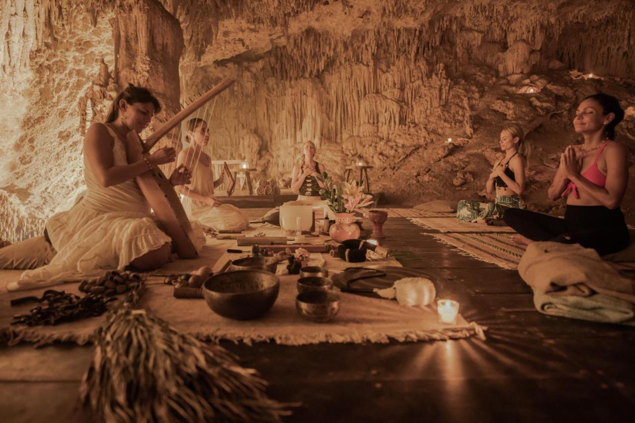Naum - Secluded Villa With Private Cenote Tulum Esterno foto