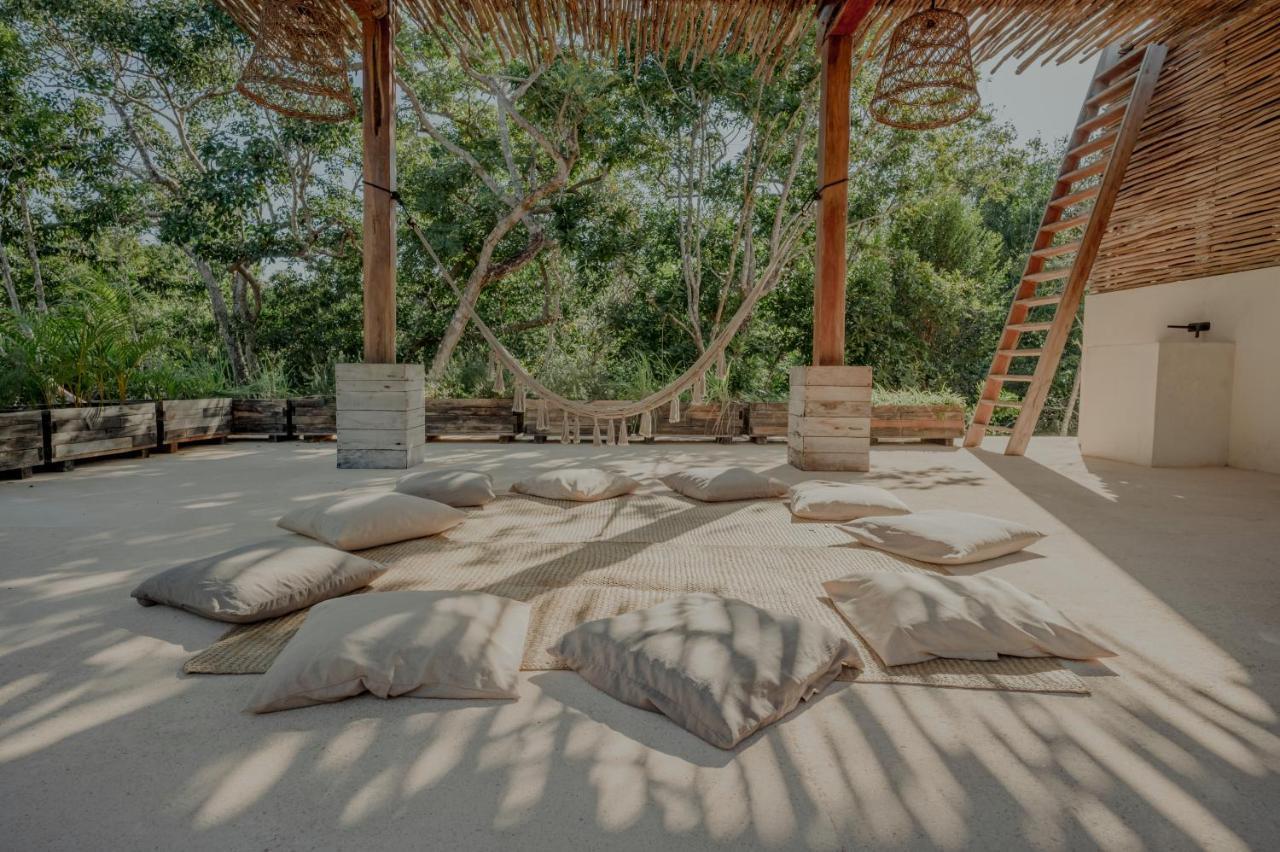 Naum - Secluded Villa With Private Cenote Tulum Esterno foto