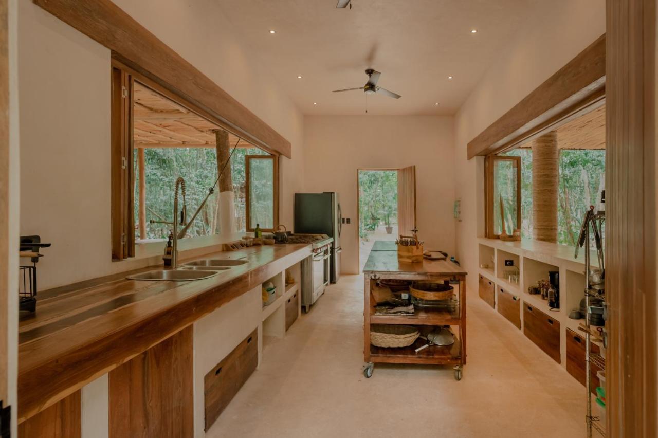 Naum - Secluded Villa With Private Cenote Tulum Esterno foto