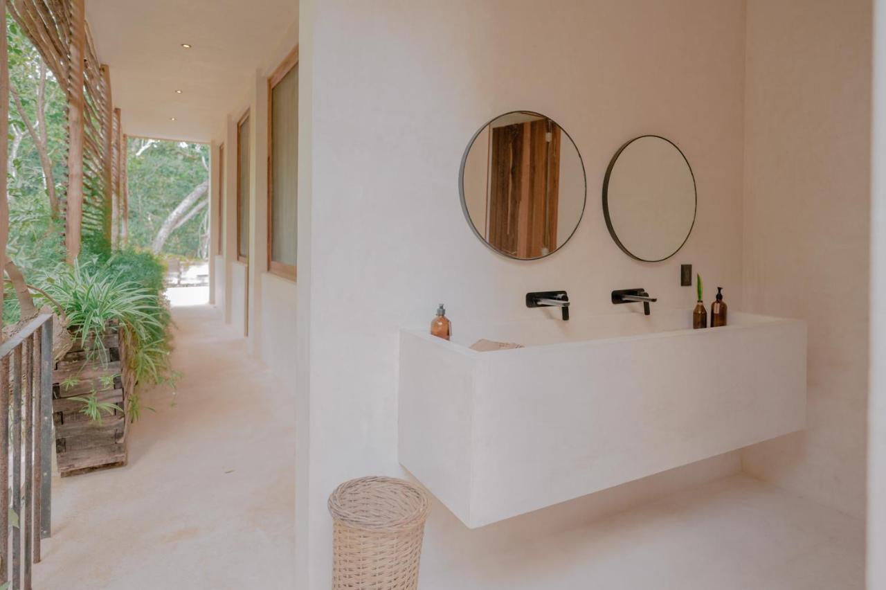 Naum - Secluded Villa With Private Cenote Tulum Esterno foto