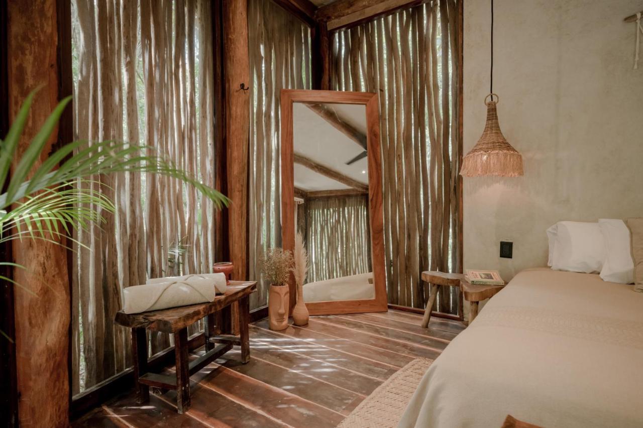 Naum - Secluded Villa With Private Cenote Tulum Esterno foto