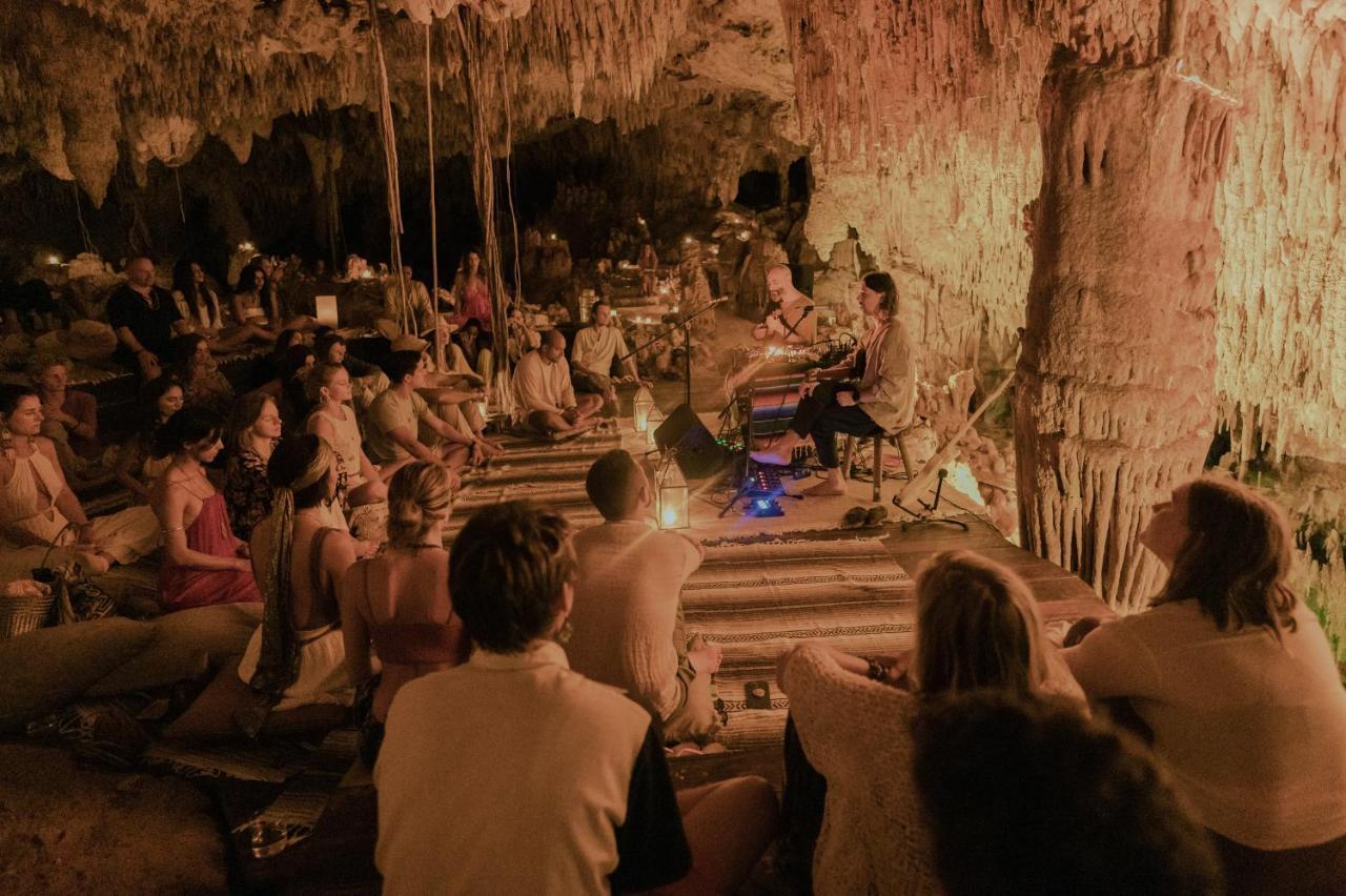 Naum - Secluded Villa With Private Cenote Tulum Esterno foto