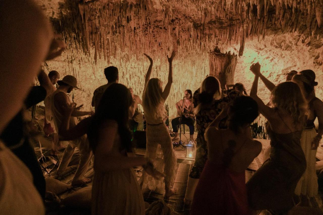 Naum - Secluded Villa With Private Cenote Tulum Esterno foto