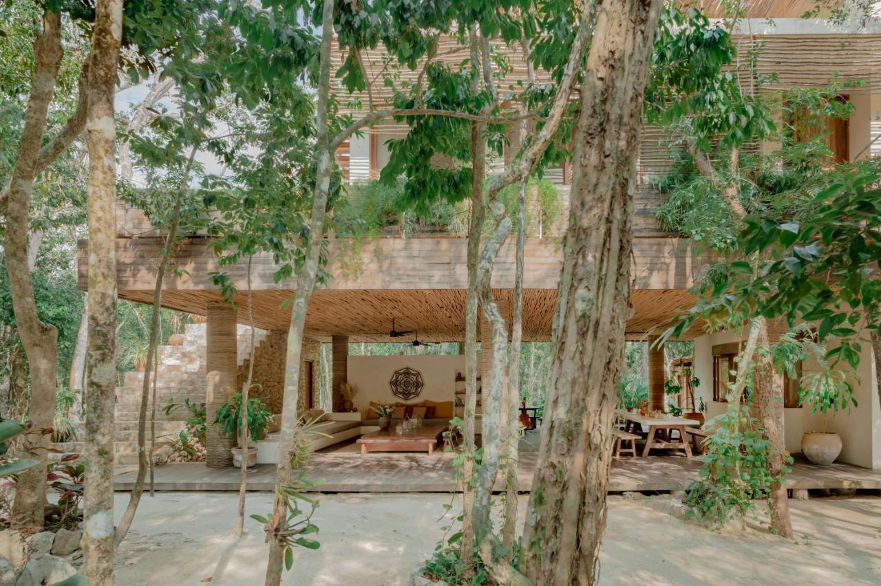 Naum - Secluded Villa With Private Cenote Tulum Esterno foto